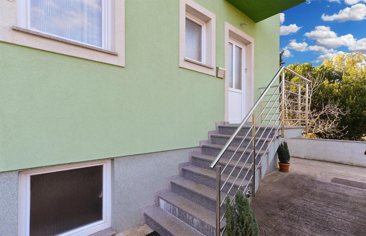 Apartments Ariana 1989 Fažana Dış mekan fotoğraf